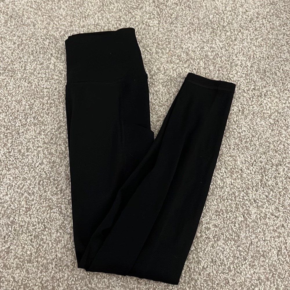 american eagle black leggings with pockets size small